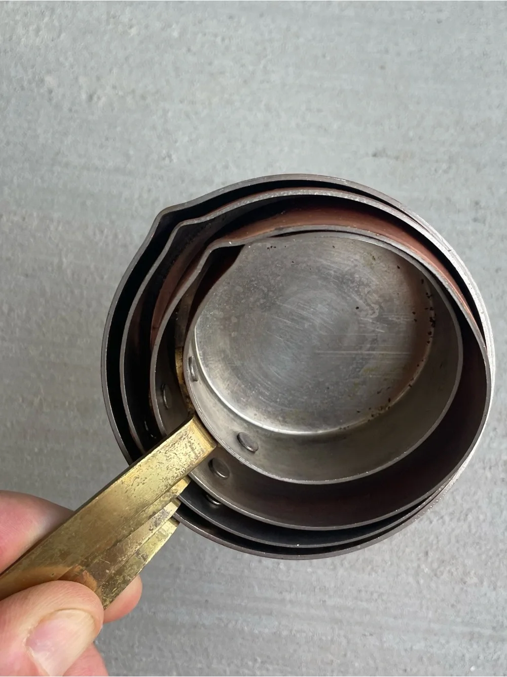 Set Of 4 Vintage Copper & Brass Handle Measuring Cups Nesting Pouring